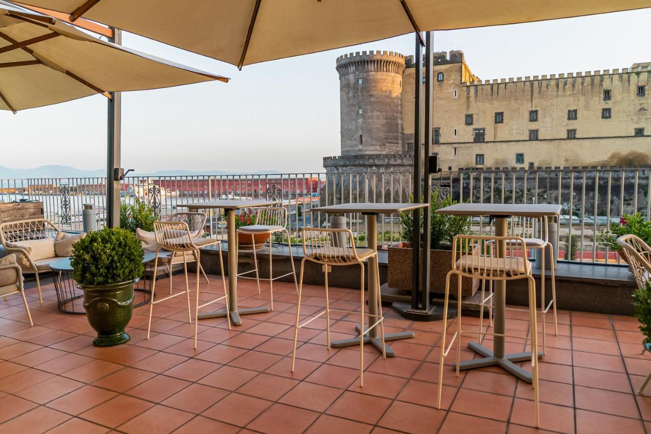 Mercure Napoli Centro Angioino Hotel Exterior photo