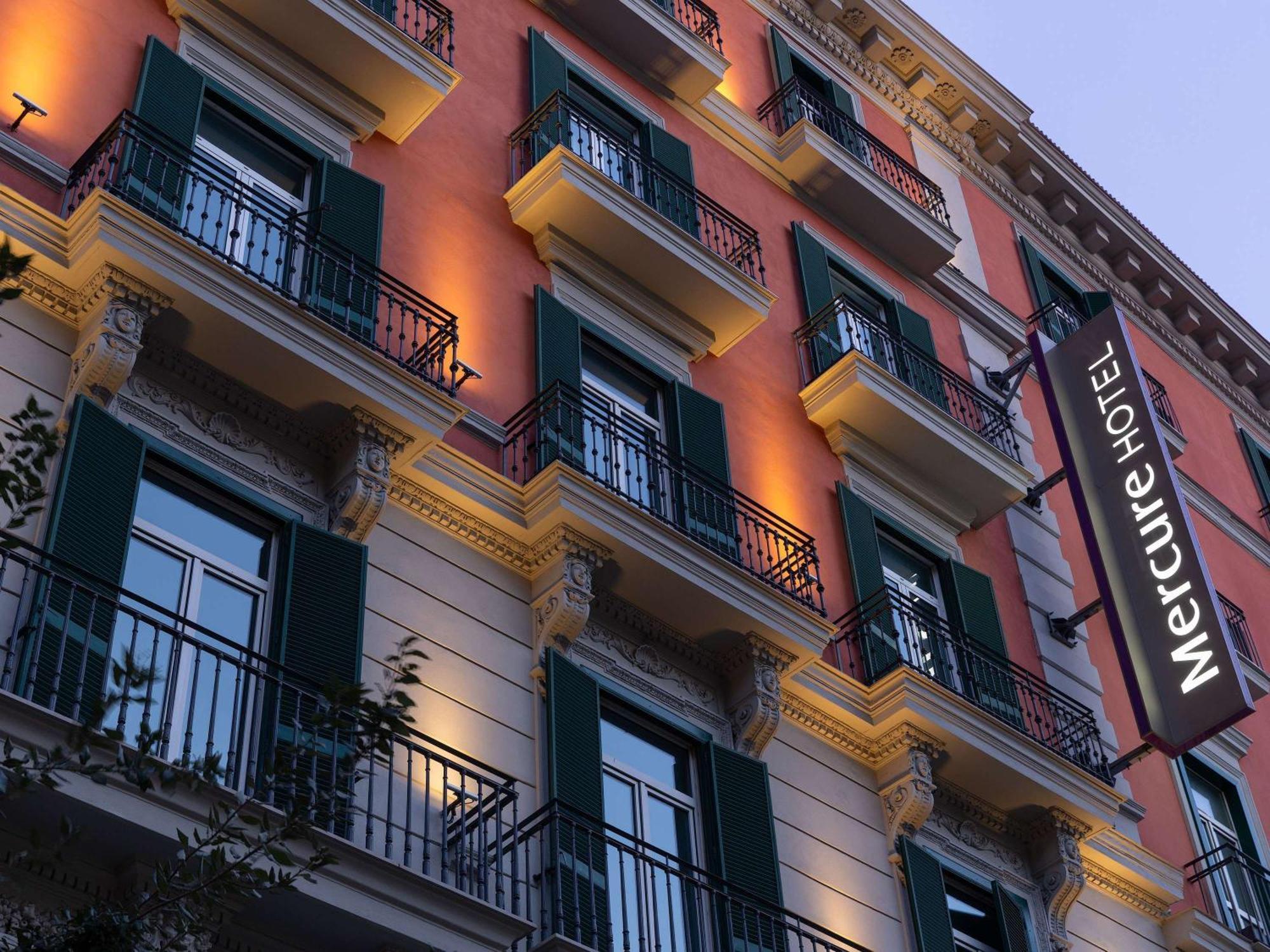 Mercure Napoli Centro Angioino Hotel Exterior photo